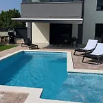 - Luxury With Private Pool