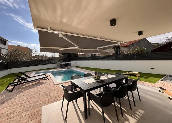 - Luxury With Private Pool