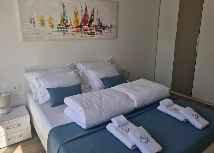 - Luxury With Private Pool Medulin