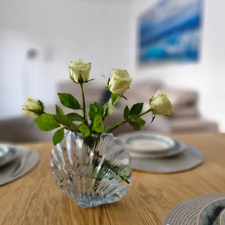 - Luxury With Private Pool 메덜린