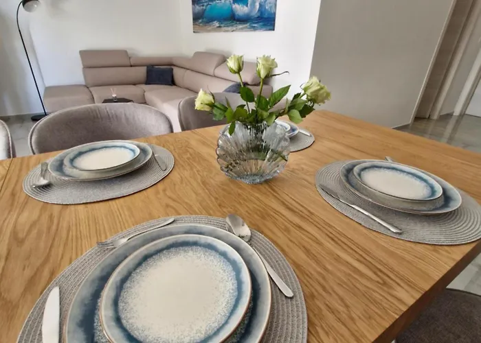 - Luxury With Private Pool Apartamento